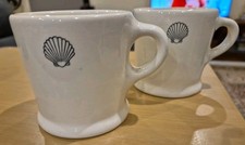 TAZA ANTIGUA DE COLECCIÓN CROCKERY SHELL OIL COMPANY X 2 TAZAS IRONSTONE BURSLEM YMCA del Reino Unido