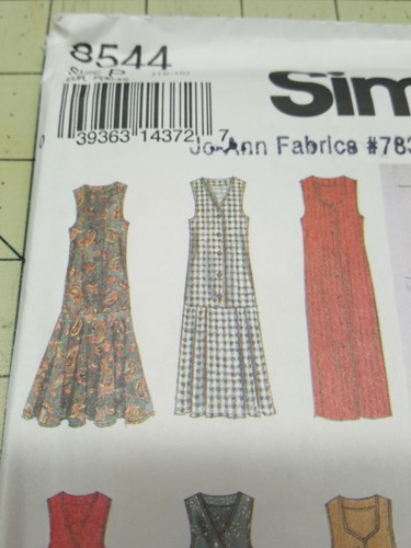 Vintage Simplicity Pattern 8544 Jumpers Vests Flounces Slim Size 12 14 16 UNCUT - Picture 2 of 7