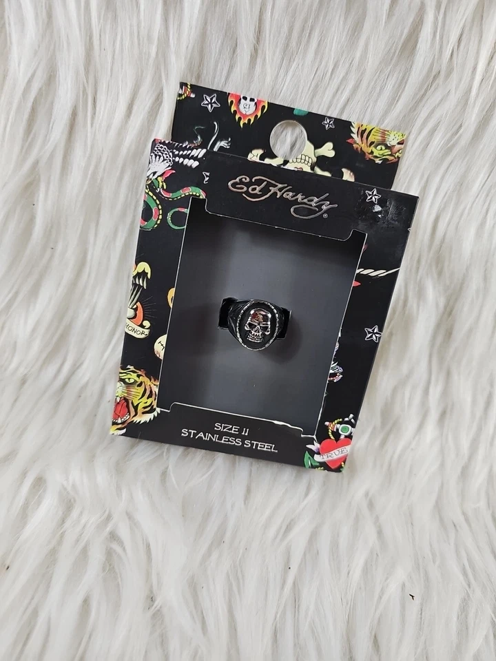 Anillo de acero inoxidable con calavera de plata Ed Hardy súper genial y raro - talla 11 Foto 2 de 4