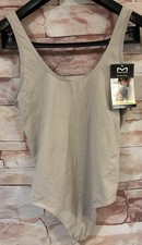 Maidenform Seamless Smoothing Bodysuit. Beige. Size: 3XL.