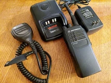 Motorola HT750 VHF Handheld 2 way Radio with Charger. Please Read