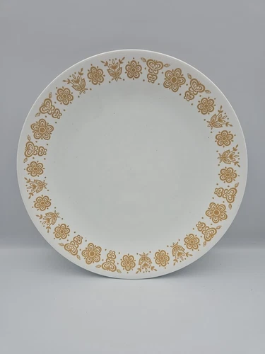 Corelle Butterfly Gold Luncheon Plates 8 1/2" Lot of 4  Pics Sent Before Shippin