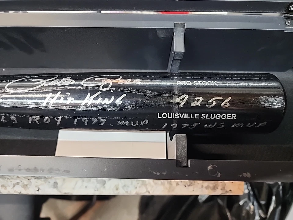 Pete Rose Signed Louisville Slugger Bat Mult. Inscriptions JSA Includes Case - Image 4 of 4