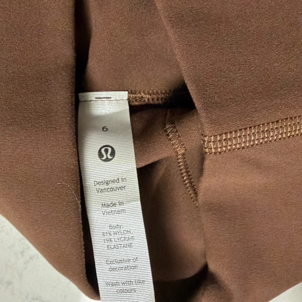 Pantalón LULULEMON Align ™ shrpant 28" Mujer Talla 6 Java Foto 2 de 4