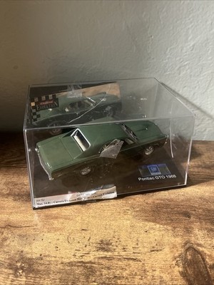 Carrera 25444 Pontiac GTO 1966 Evolution  1/32 Slot Car (Case Damaged)