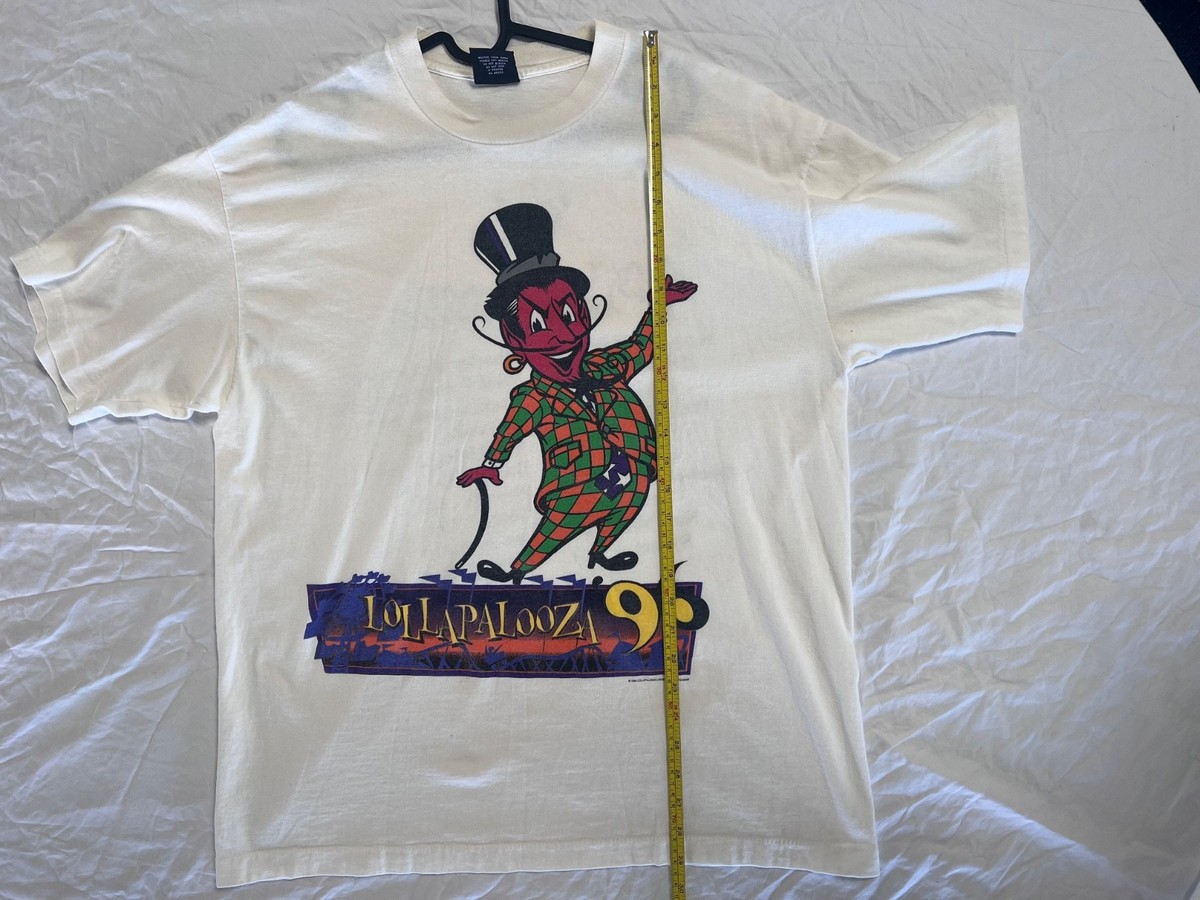 Vintage 1996 Lollapalooza T-Shirt XL + 2 Local Crew Passes Rare