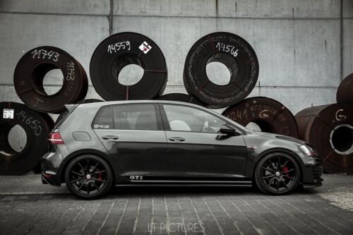 Llantas de aluminio V Wheels V1 de 19 pulgadas 5x112 et45 para Audi RS3 Q3 Q2 GTI R AMG S-Line TCR - Imagen 1 de 5