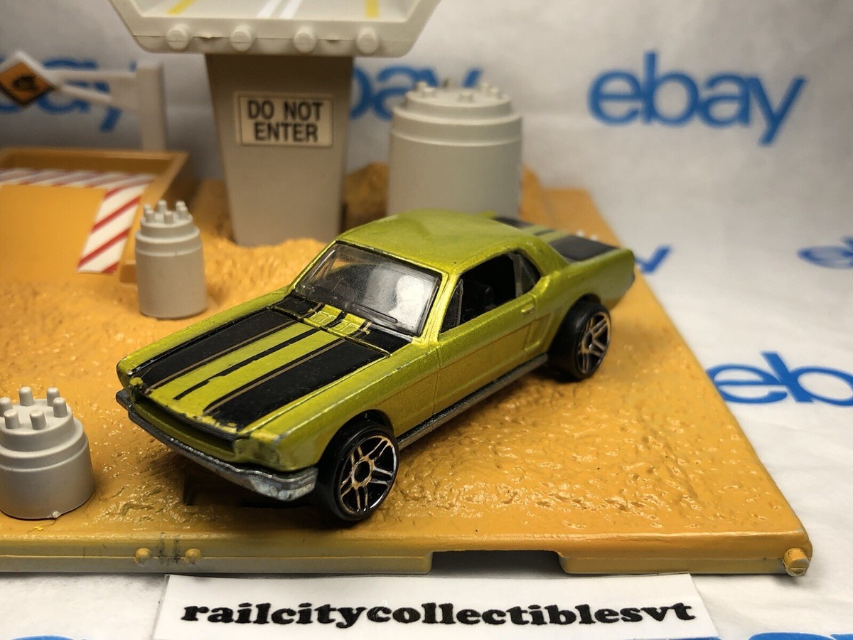 Vtg Hot Wheels 65 Ford Mustang Green Black Stripes Muscle Car Hood