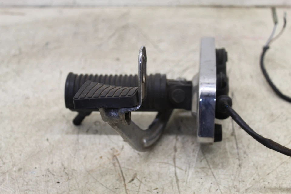 Kawasaki Vulcan 88 1993 pedal de freno trasero derecho K13 Foto 3 de 4