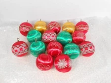 VTG CHRISTMAS UNBREAKABLE SHINY SATIN SPUN GLITTERED BALLS ASSORTED LOT OF 16