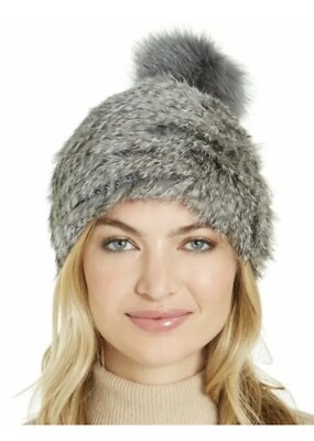 NEW Women s MARCUS ADLER Gray Rabbit Fur Pom Pom Hat.