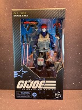 G.I. Joe Classified Series  165 Snake Eyes V4 6 Inch Action Figure In Hand