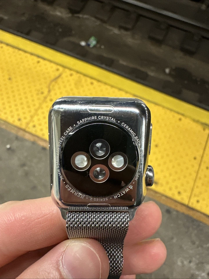 Apple Watch Hermes серия 2 38 мм - Изображение 2 из 3