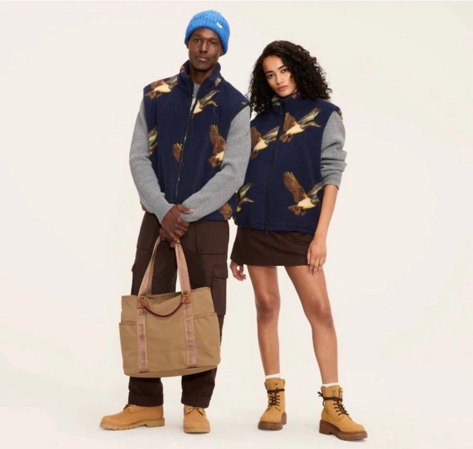 Woolrich x Target Adult Duck Print Fleece Vest NWT Small - Image 3 of 4