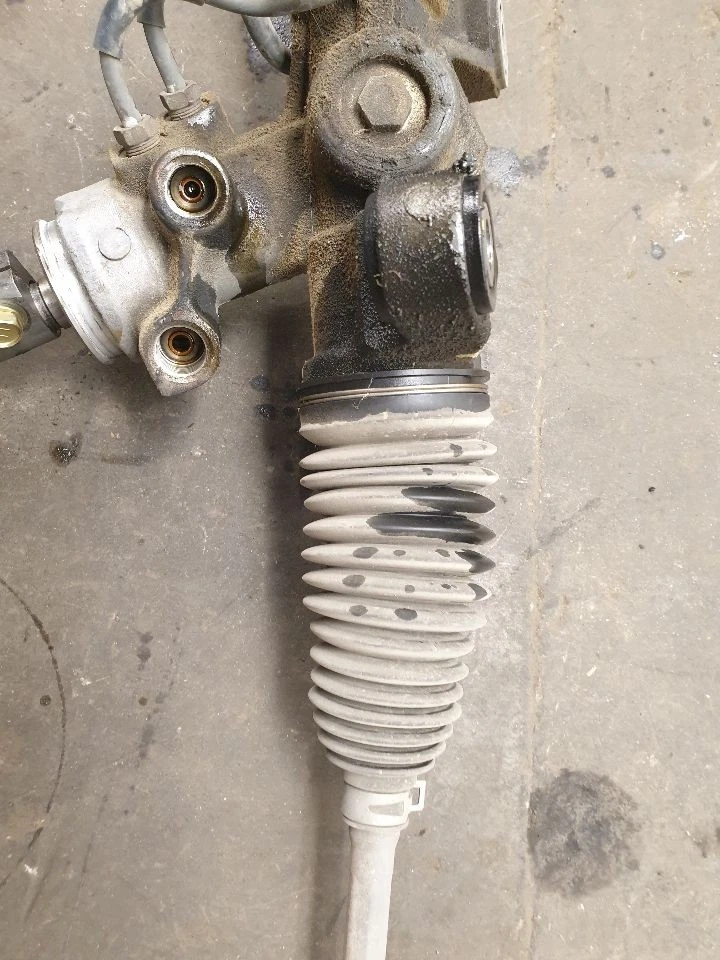 00-05 TOYOTA CELICA EN TRACCIÓN DELANTERA DIRECCIÓN CREMALLERA Y MONTAJE DE PIÑÓN Foto 4 de 4