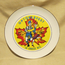 Vintage Colorful 1962 Octoberfest LA CROSSE WISCONSIN Souvenir Plate 10"
