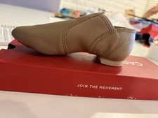 Capezio Youth E Series Slip On Jazz Shoes Size 12