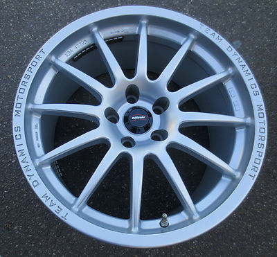 Team Dynamics Pro Race 1.2 Alufelge 9Jx18CH 5x114.3 ET15 KBA47799 - 5S2-89015S2