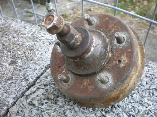 vom IWL Berlin Roller - Radlager / Bremstrommel - Radnabe - SR 59