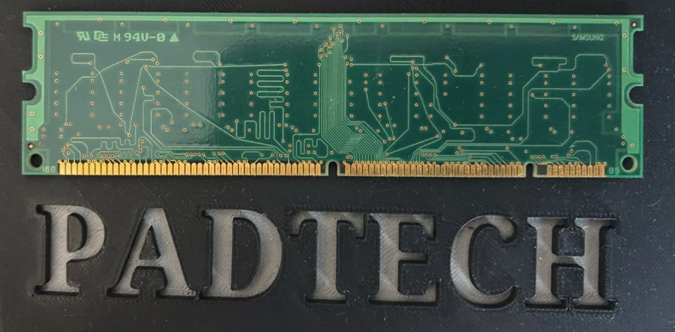 Samsung M366S0823CTS-C1L 64MB PC100 168-Pin DIMM SDRAM Memory Module - Image 2 of 2