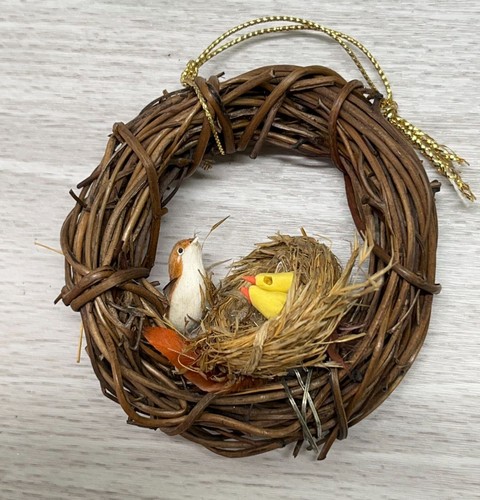 Vintage Bird Nest Christmas Tree Ornament Mama Bird and Babies 3 Inch - Picture 2 of 6