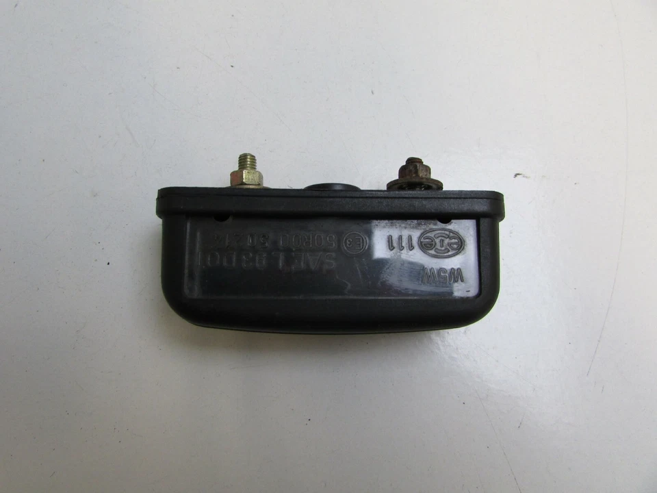 Luz de matrícula Triumph Daytona 600/650, fabricante de equipos originales J9 Foto 2 de 4