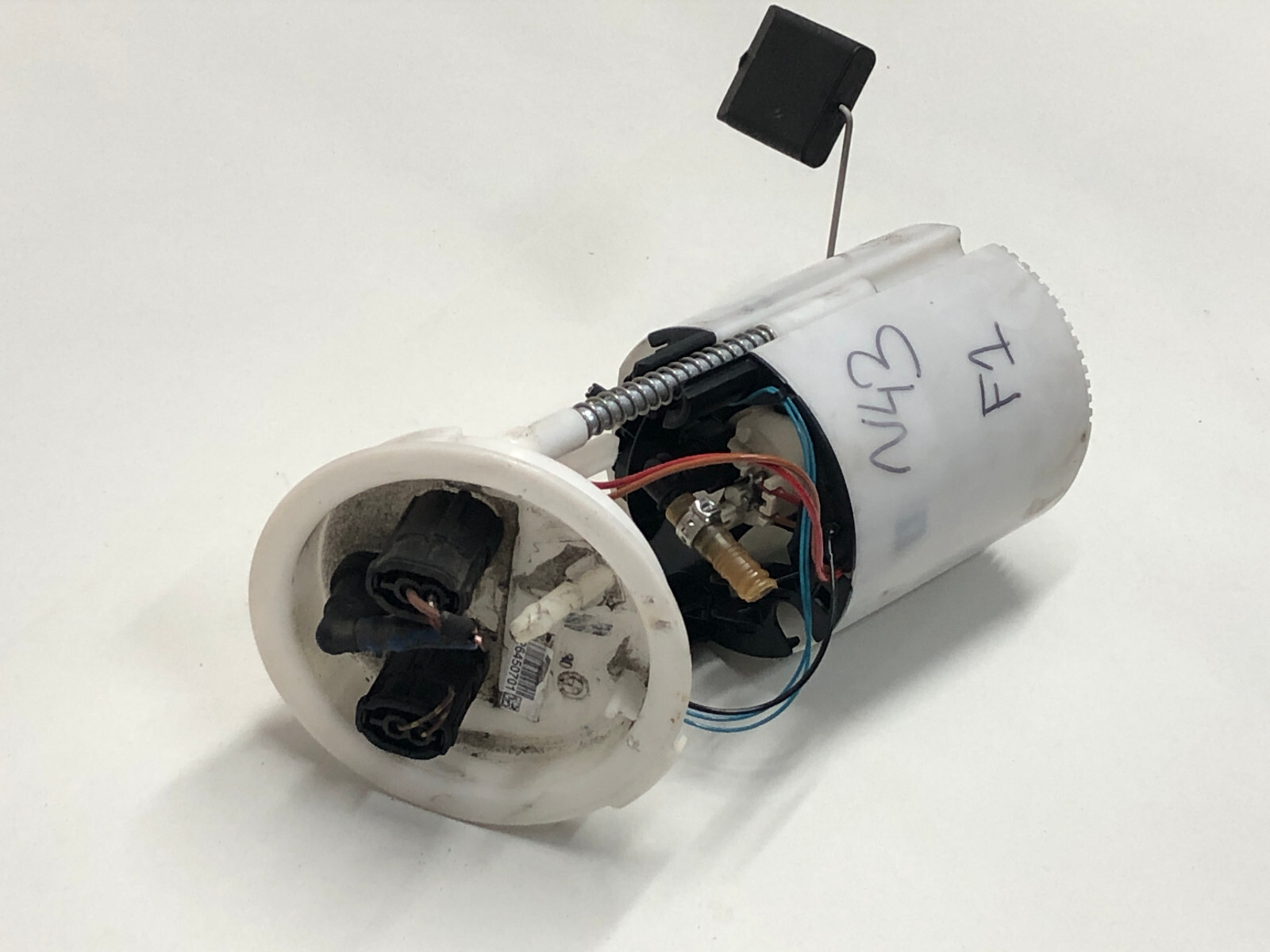 orig. BMW 1er E81,E87 - LCI -116i, 118i, 120i -  N43 - Kraftstoffpumpe Tankpumpe