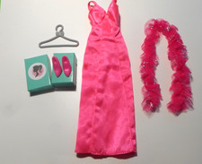 Vintage SUPERSTAR BARBIE ORIGINAL PINK DRESS  REPRO BOA  PINK SHOES