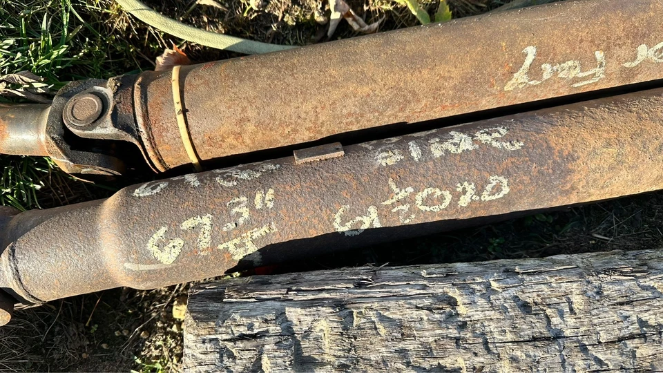 Lot of 14 Vintage 1960s/1970s 1980s MOPAR Dodge Chrysler Driveshafts A/B/C-body - Image 4 of 4