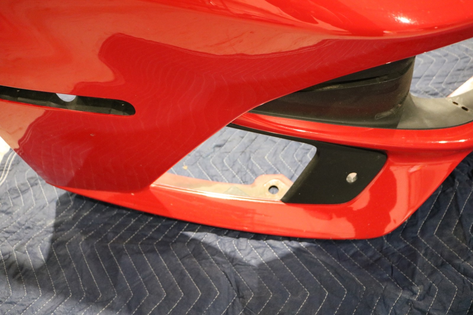 84860300 OEM FERRARI F12 BERLINETTA FRONT BUMPER GRILLE 