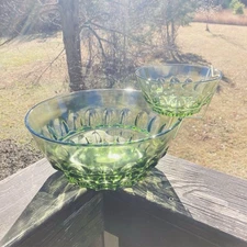 Vintage Hazelware Reflection Avocado Green Glass Chip & Dip Bowl Set Thumbprint