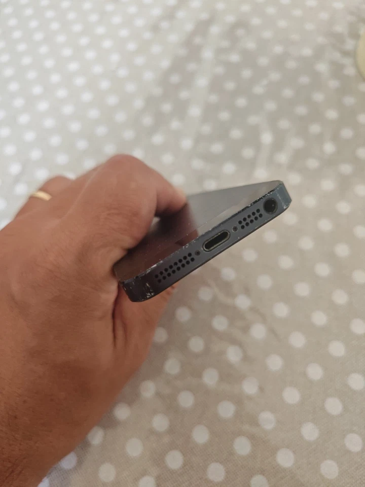 Apple iPhone 5 A1429 16gb Nero Black 2946B - Immagine 4 di 4