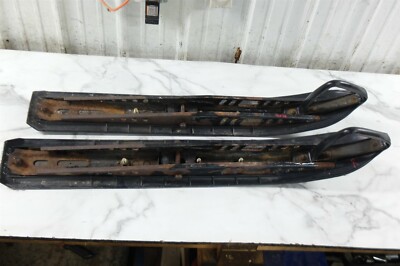 96 Ski-Doo Grand Touring 580 Skis Ski set right left
