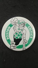 Boston Celtics button( VG TO EX)