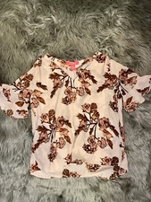 Catherine Maladrino Floral SS Top In Medium
