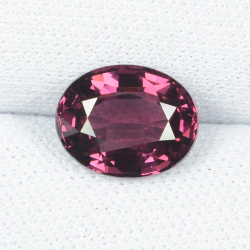 2.73 ct HOT LUSTROUS PURPLE PINK RED - NATURAL RHODOLITE GARNET Oval See Vdo 4C