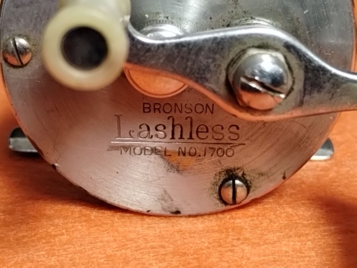 Vintage Bronson Lashless Model 1700 FISHING REEL Used | eBay