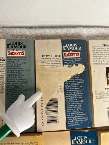 Lot of 10 Louis L’amour Vintage Paperback Books Western - Picture 5 of 5