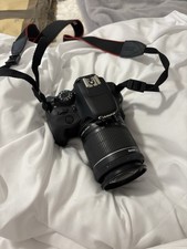 Canon EOS 100D / Rebel SL1 18.0 MP SLR-Digitalkamera - Schwarz (EF-S 18-55mm)