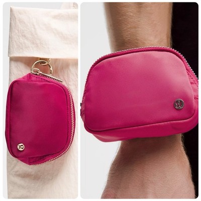Lululemon NWT *SOLD OUT* Everywhere Belt Bag Nano Berry Rumble/Gold