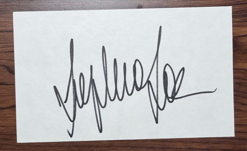 Sophia Loren, Italian Academy Award-winning actress, signed 3x5" card