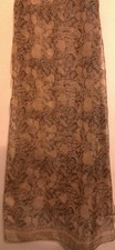* ECHARPE SOIE FINE * VIEUX ROSE ET GRIS * FLEURS STYLISEES *
