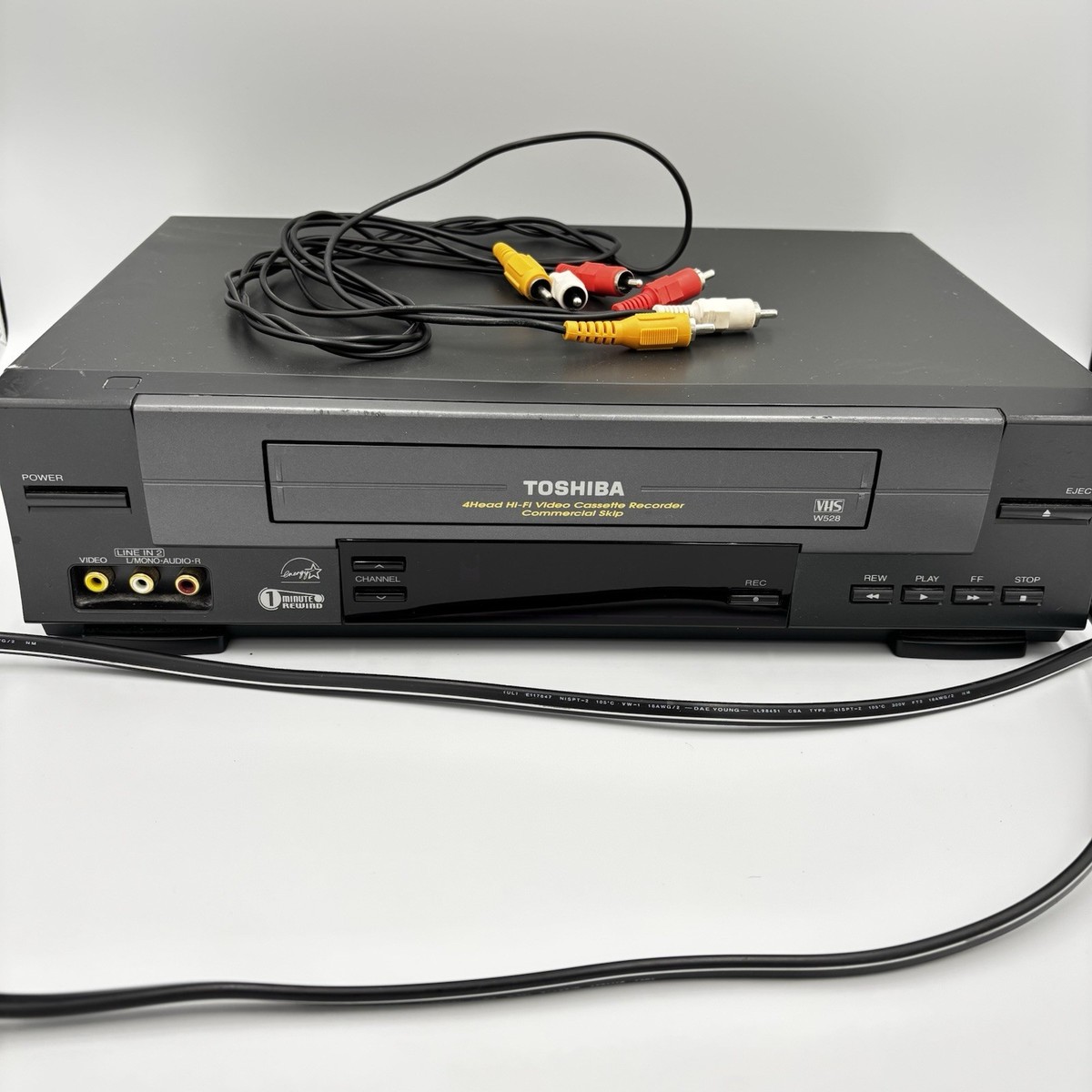 Toshiba W-528 4 Head Video Cassette Recorder - Black for