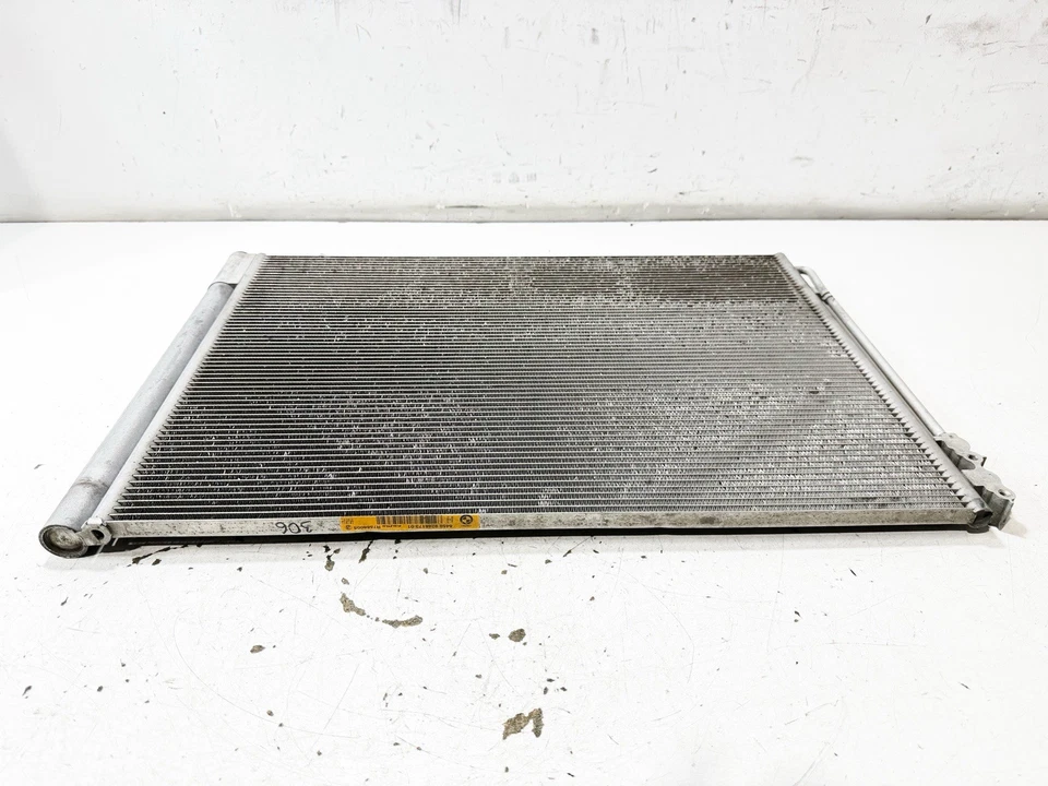 BMW 535i 2011-2016 condensador de aire acondicionado 82 k OEM Foto 2 de 4