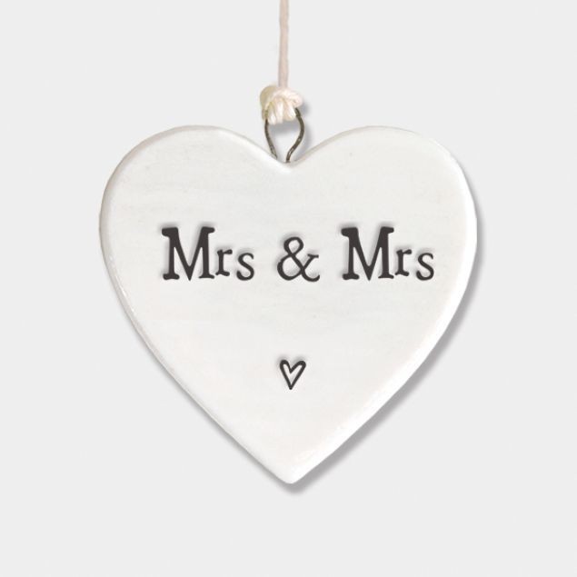 East of India White Ceramic ""Mrs & Mrs"" Heart Sign/Tag Hang Wedding Decor 4.5cm