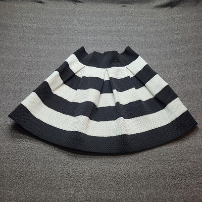 Xhilaration Skater Skirt Womens Medium Black White Striped Pleated Heavy Weight