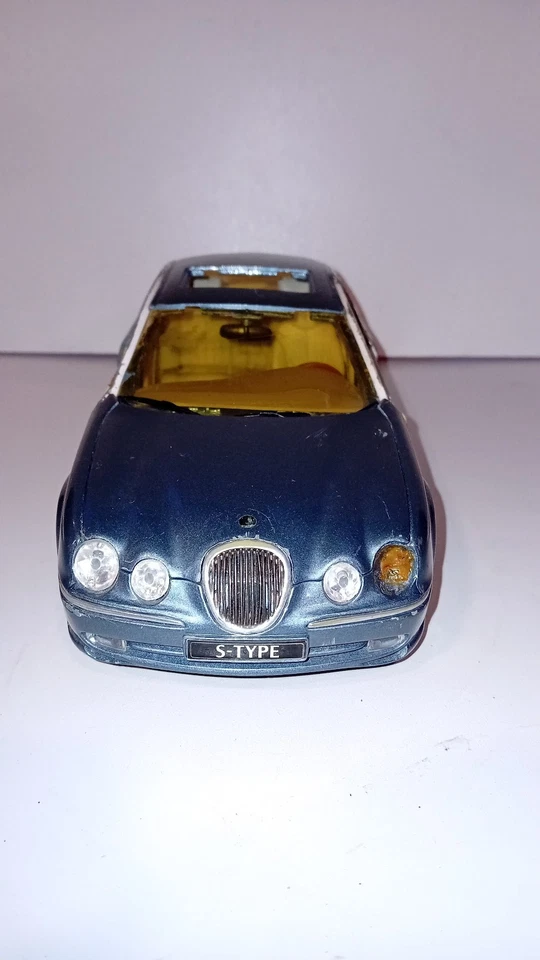 Jaguar S Type - Maisto 1/18 - Pour pièces ou rénovation Sans boite - Photo 4/4