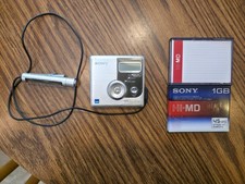 Sony Walkman MZ-NH900 MiniDisc Player with Accessories and 2 HiMD Discs Working