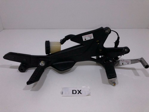 Estribo Reposapiés Pedal Derecho HONDA CBF 1000F 2010 2013 - Imagen 15 de 18
