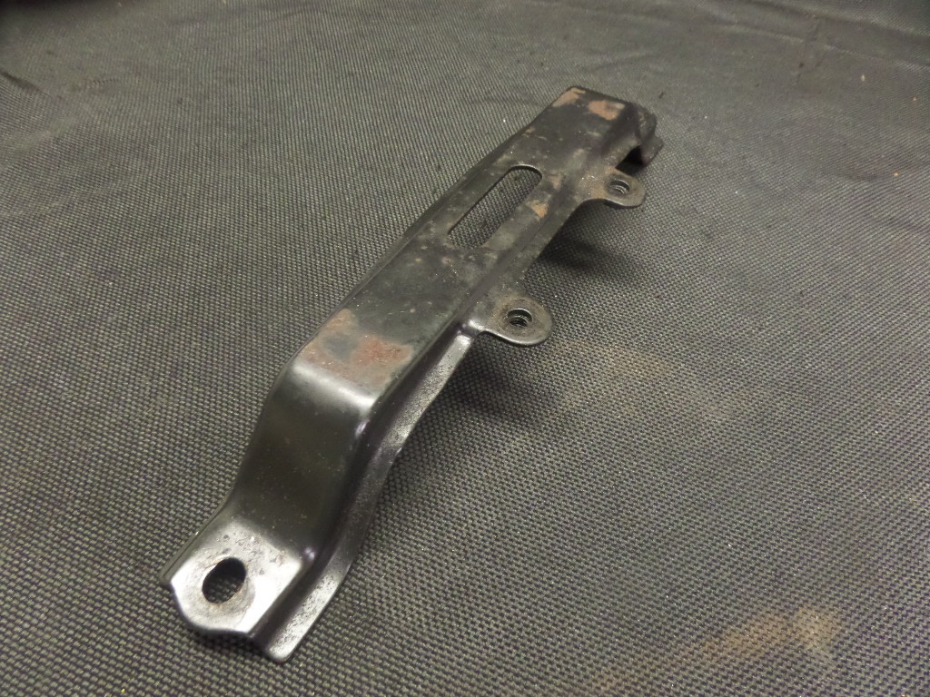 その他 M 1985 HONDA GL1200A FUEL TANK HOLD DOWN BRACKET MOUNT | eBay